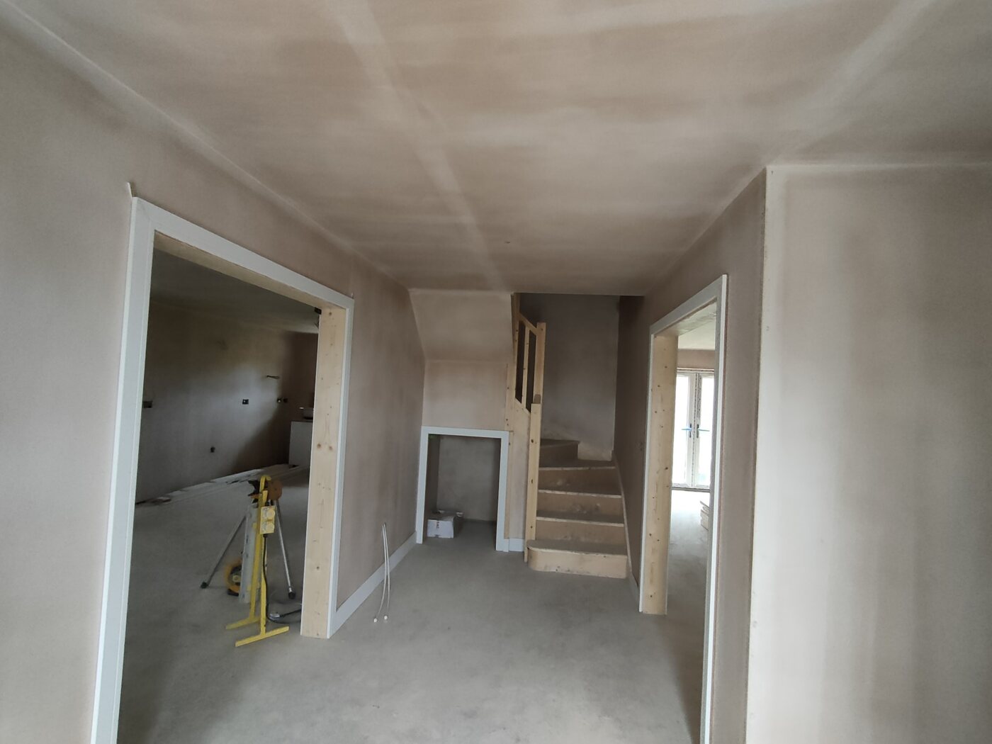 JWH Plastering Ltd portfolio photo 12 showing plastering, drylining or interior finishing work