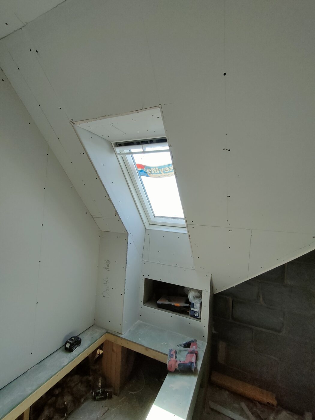 JWH Plastering Ltd portfolio photo 27 showing plastering, drylining or interior finishing work